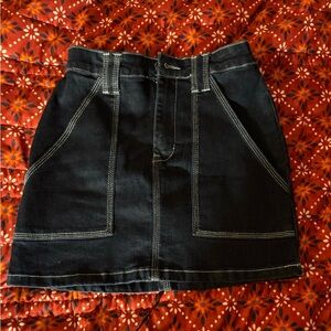 Dark denim skirt with pockets